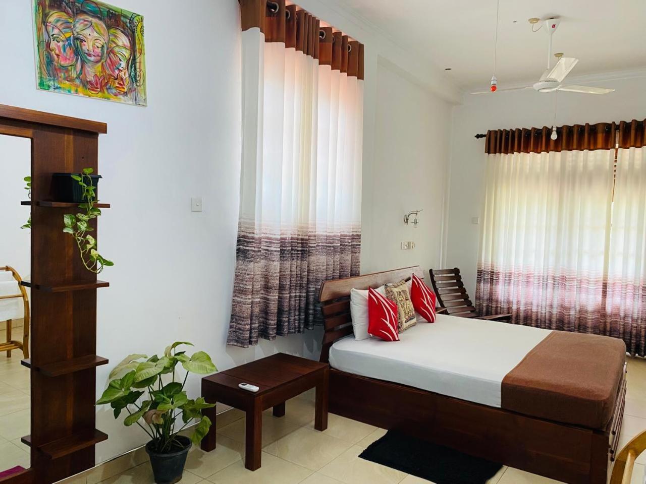 Why Not Palace Anuradhapura Exterior photo